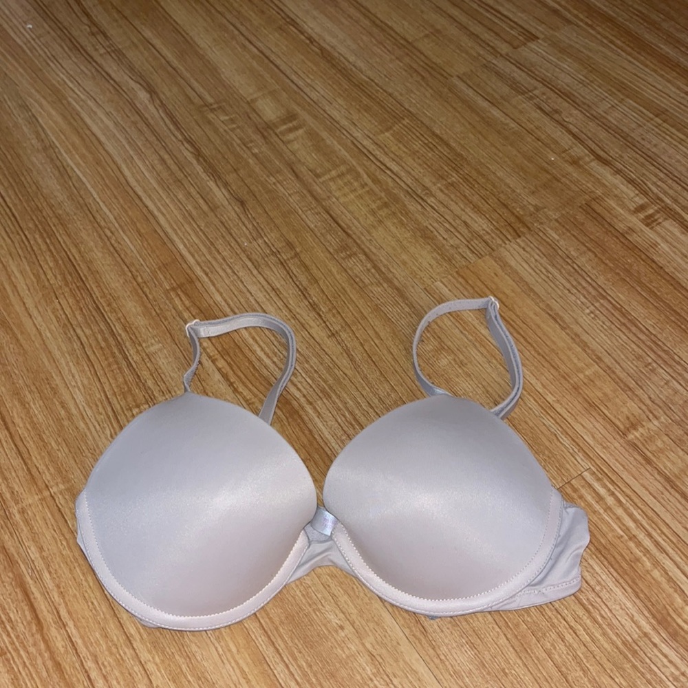 PINK nude wear every wear bra
